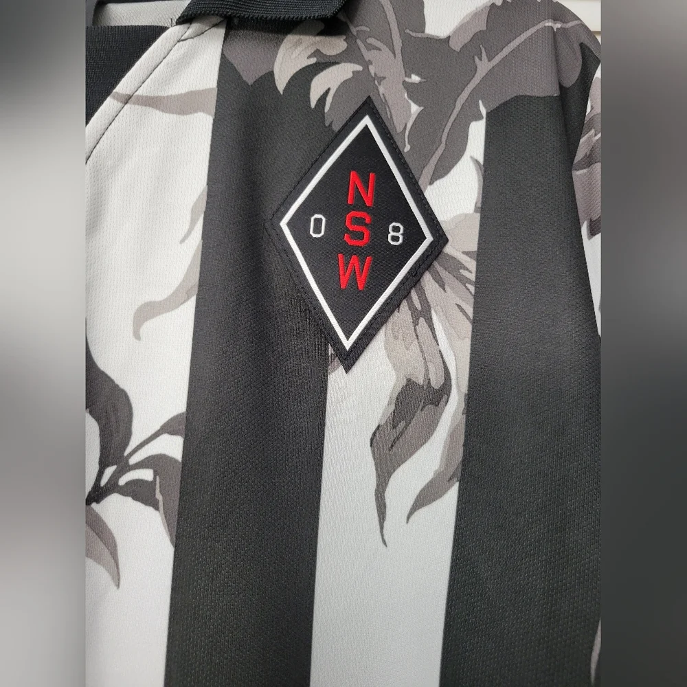 Nike t shirt - Picture 2 of 5